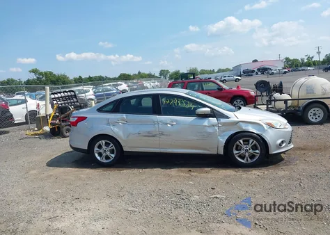 2014 Ford Focus Se z USA, uszkodzony, nr VIN 1FADP3F29EL194949